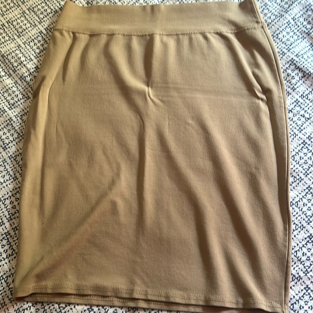 Sweet….right tan mini pencil skirt